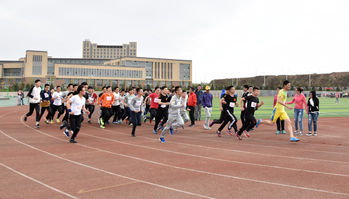 外围买球app十大平台2016年师生田径运动会胜利闭幕