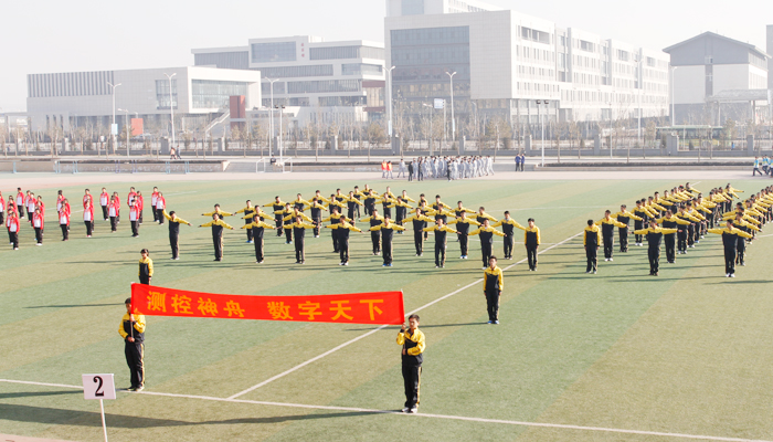 外围买球app十大平台成功举办2013级新生广播操比赛