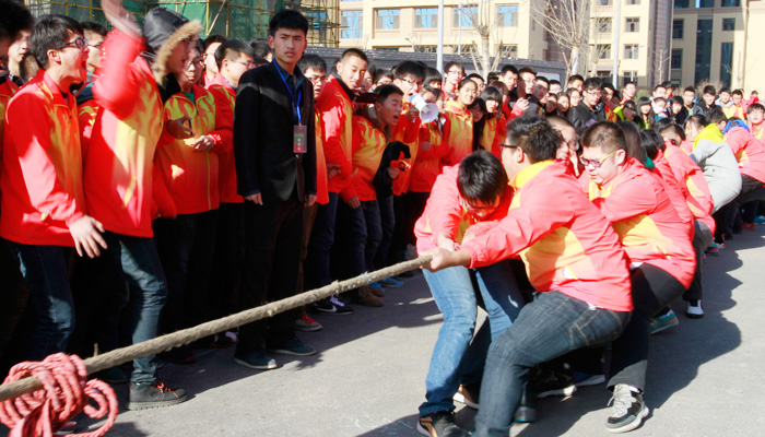 外围买球app十大平台第九届纪念“一二•九运动”主题拔河比赛圆满落幕