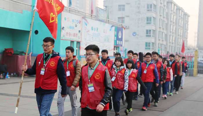 “学雷锋―走进幼儿园”活动圆满结束 ——院团委“心系社会，传播爱心”公益活动