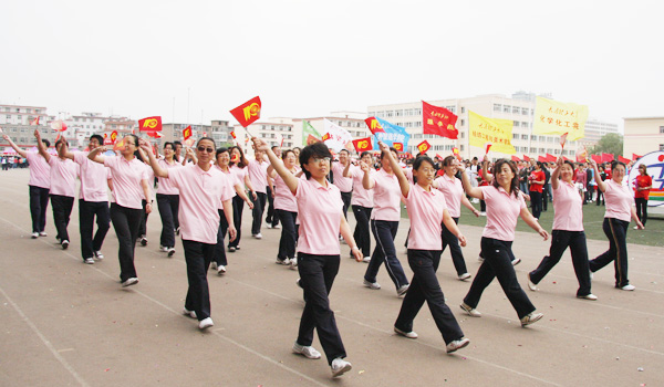 外围买球app十大平台在校2011年田径运动会上取得竞赛成绩和精神文明双丰收